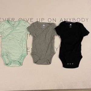 Kimono style onesie bundle